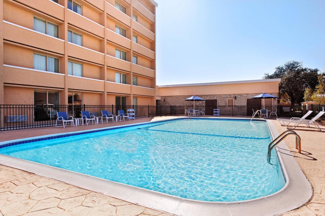 Four Points By Sheraton College Station Exterior photo